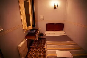 Hostal Central - Image 3