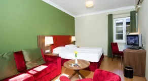 Hotel Elefant - Image 5