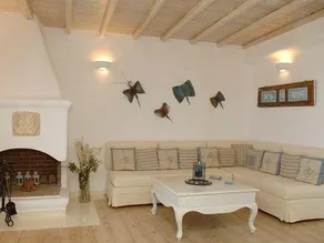 Medluxe Villas Ornos - Image 3