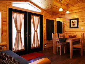 Bissell's Hideaway Resort - Image 3