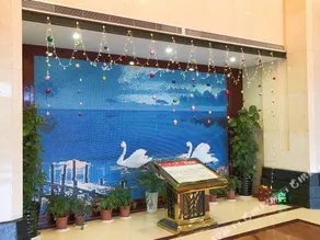 Tian E Hu Hotel - Image 5