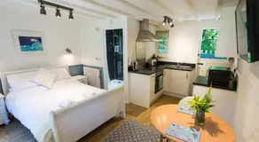 Tresarran Cottages Cornwall - Image 2