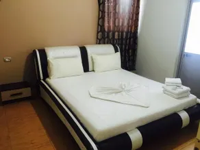 Godija Hotel & Suites - Image 5