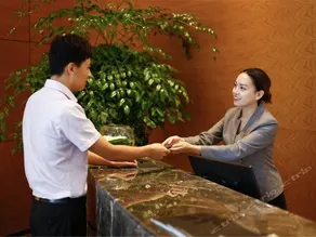 Xinya International Hotel - Image 5