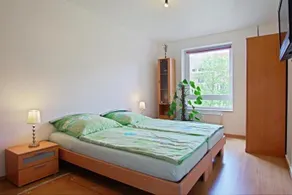 4935 Private Room - Image 5