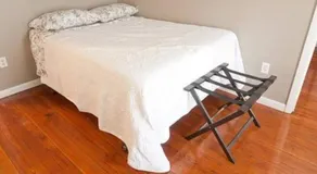The Guest House on Markle Street - Image 5