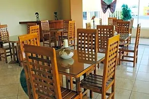 Hotel Real de Cortes - Image 5