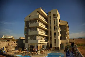 La Vita's - Image 3