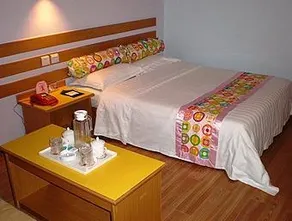 Civil Aviation Hotel - Image 3