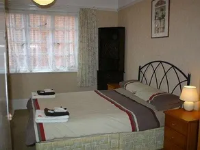 The George - Image 3