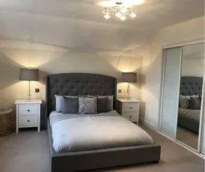 Quarters - Riverside Apartment - Image 1