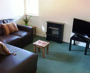 Hollin Barn Holiday Cottages - Image 3