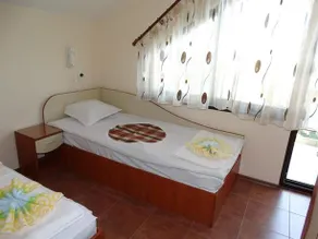 Guest House Rositsa - Image 3