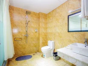 ZHONGJINGXIN HOLIDAY BUSINESS HOTEL - Image 2
