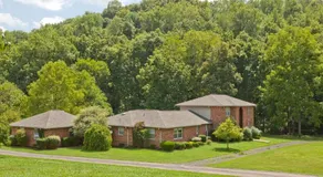 4 Bedroom Country Getaway - Image 4