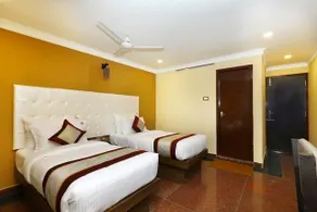 Neighbour Inn Manapakkam - Image 3