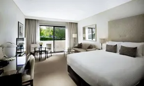 Grand Mercure The Hills Lodge - Image 5