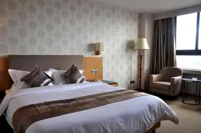 Hualian Hotel Shenzhen - Image 3