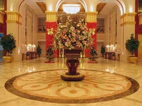 Shenhua Harbour International Hotel - Image 4