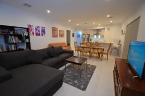 Park View Modern 4 Bedroom House - Image 3