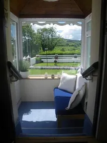 Bluebell Cottage Waterfall House - Image 5