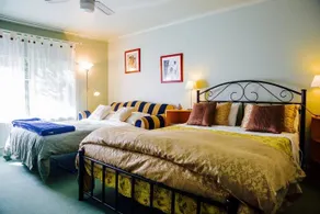 Strathvea Guest House - Image 4