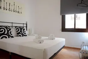 Beach Apartments - Image 3
