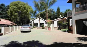 Acacia Grove Guest House - Image 4