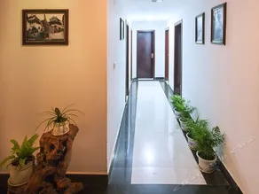 FENGHUANG DONGLIYUAN INN - Image 3