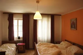 56er Herzog Apartments - Image 3