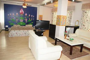 Adb Rooms Hotel Silver Star - Image 5