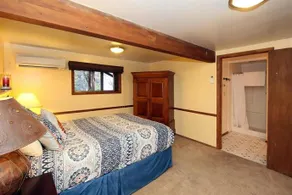Hillside Hideaway 2 Bedrooms 3 Bathrooms Cabin - Image 5