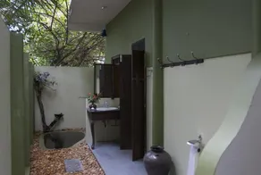 Motty's Homestay - Image 2