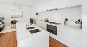 Cogens Two Bedroom Townhouse - Image 3