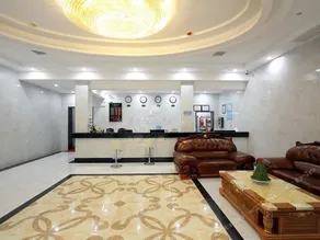 SHIJI HUANGCHENG FASHION HOTEL - Image 2
