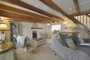 Mays Cottage - Image 4