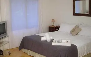 Migueletes Plaza Suites - Image 2