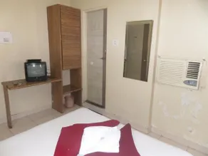 Hotel Sai Ratna - Image 5