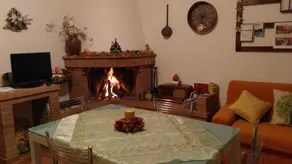 La Casa tra gli Ulivi Cottage House - Image 3