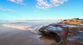 Seaside Escape Caves Beach - Image 4