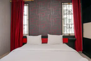 Spacious 3Br Apartment Paladian Park Kelapa Gading Near Moi - Image 1