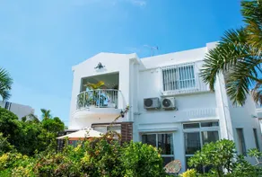 Mihama Beach House - Image 1