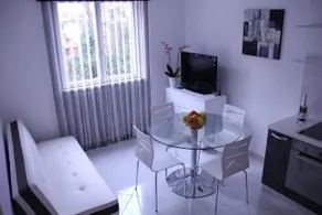 Mladena Apartment - Image 5