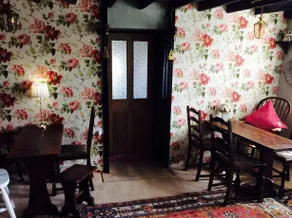 The Beehive Inn - Image 4