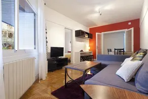 Arco de Triunfo Apartment - Image 3