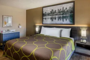 Howard Johnson by Wyndham McDonough GA - Image 5