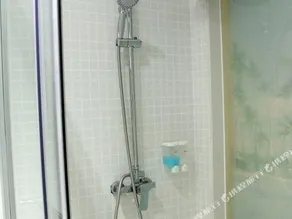Xingjiayuan hansiman Movie Hotel - Image 5