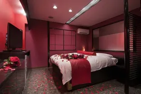 Hotel Chapel Sweet - Image 3