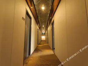 Pebble Motel (Shanghai World Expo Center Changqing Road Subway Station) - Image 5