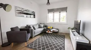 49 Pedder - Image 4